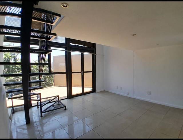 1 BEDROOM PROPERTY TO RENT IN ROOIHUISKRAAL NORTH